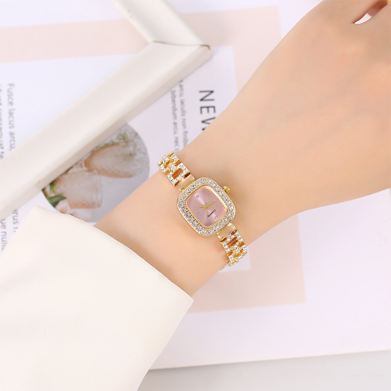 poeak™ Dames Trekkoord Armband Horloge Vierkant Quartz – Kristal & Tijdloos Elegant
