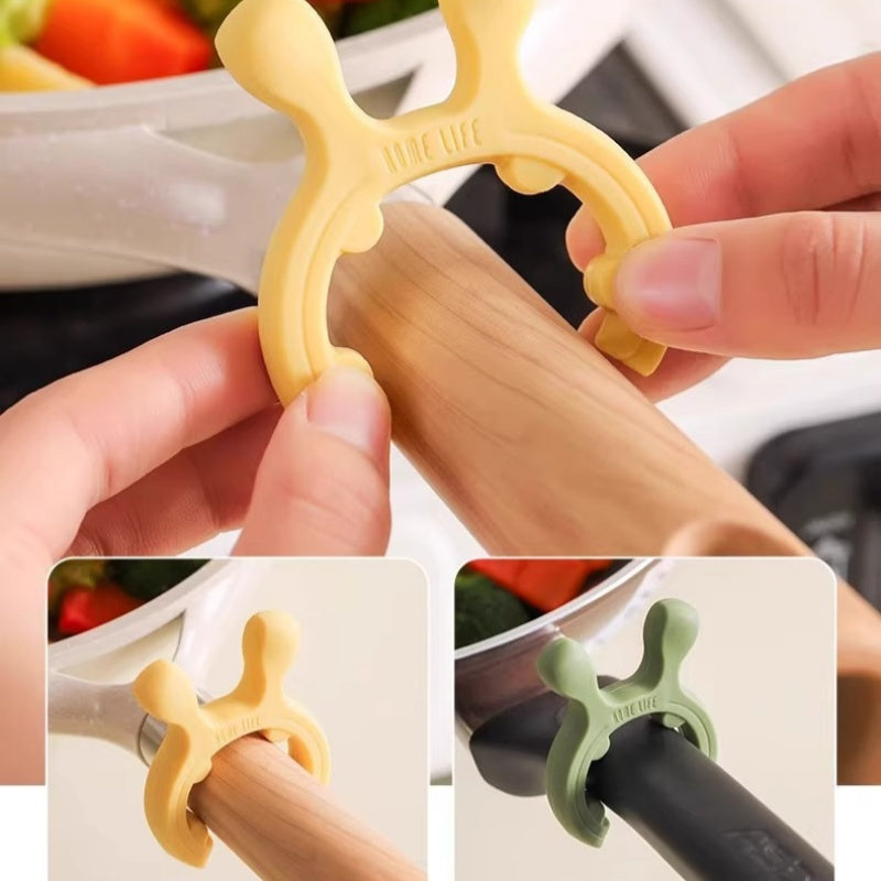 🎄Kerstdeal ALTIJD 50% KORTING!🥄 Multifunctioneel Siliconen Spatelrek voor Pannenhandvatten: Anti-Overkoken + Hittebestendig – Houd Jouw Keuken Schoon！
