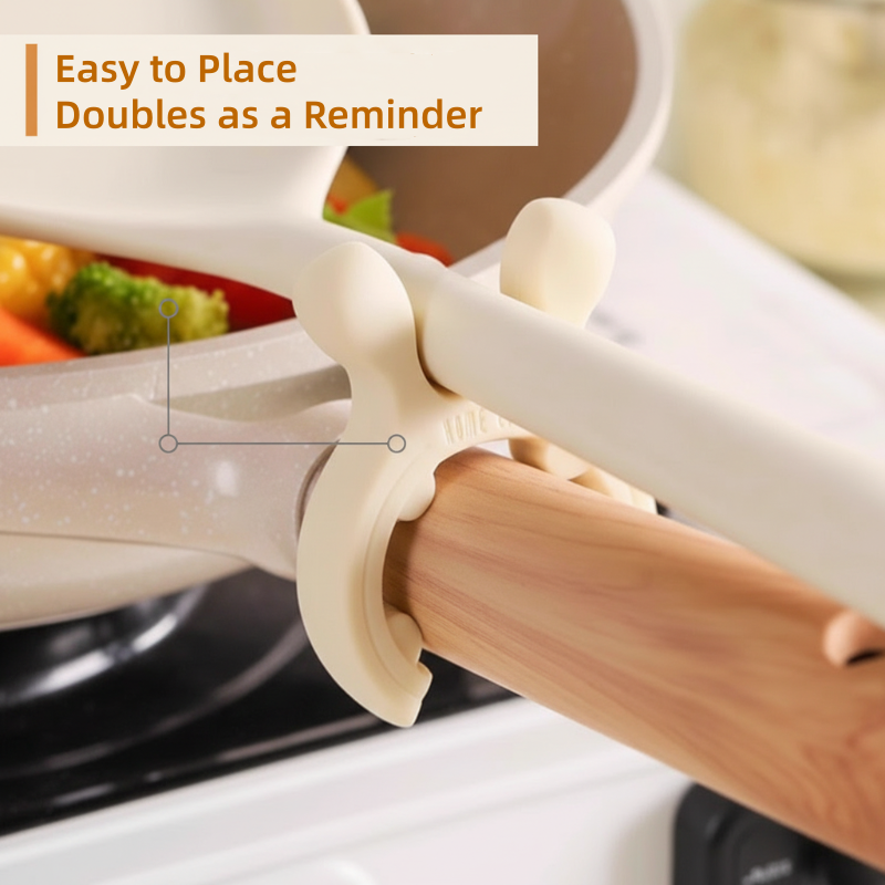 🎄Kerstdeal ALTIJD 50% KORTING!🥄 Multifunctioneel Siliconen Spatelrek voor Pannenhandvatten: Anti-Overkoken + Hittebestendig – Houd Jouw Keuken Schoon！