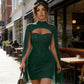Damesjurk met uitsnijding, geribbelde stof en chiffoncape