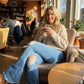 Dames Uitlopende Jeans met Scheuren en Rafelige Zoom