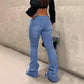 Dames Uitlopende Jeans met Scheuren en Rafelige Zoom