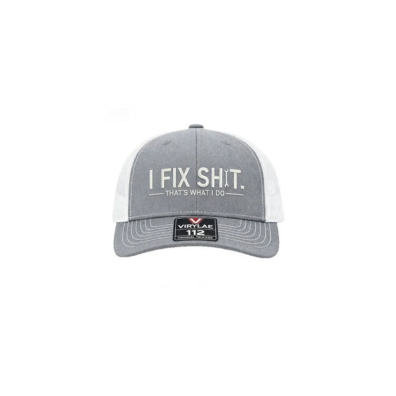 🔥Nieuw 2026 & Bestseller🔥Truckerpet met mesh-achterkant en geborduurd "I Fix Shit" – Ademende zonnehoed voor buitengebruik🧢☀️