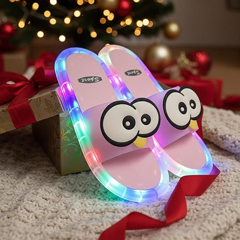 👣Schattige pantoffels met cartoonmotieven die oplichten