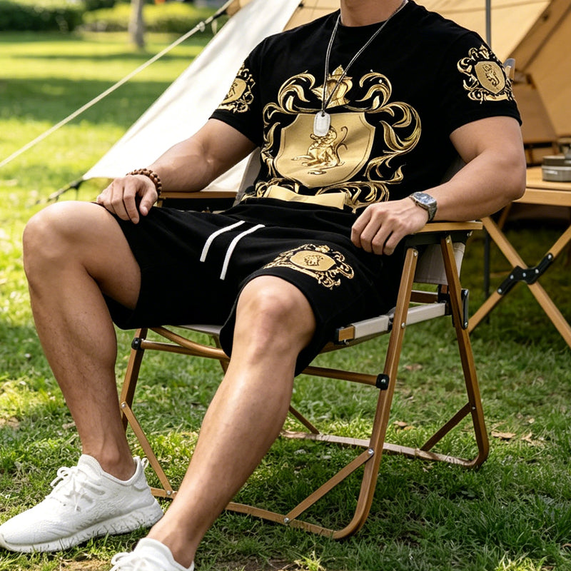 👕50% KORTING NU!👑 Heren Gouden Wapen Print T-Shirt & Shorts Set – Stijlvol, Ademend & Perfect voor Casual Zomerdagen of Sportieve Looks 🩳