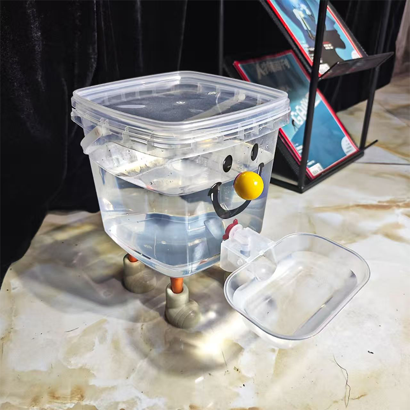 Waterdispenser voor huisdieren met grote capaciteit