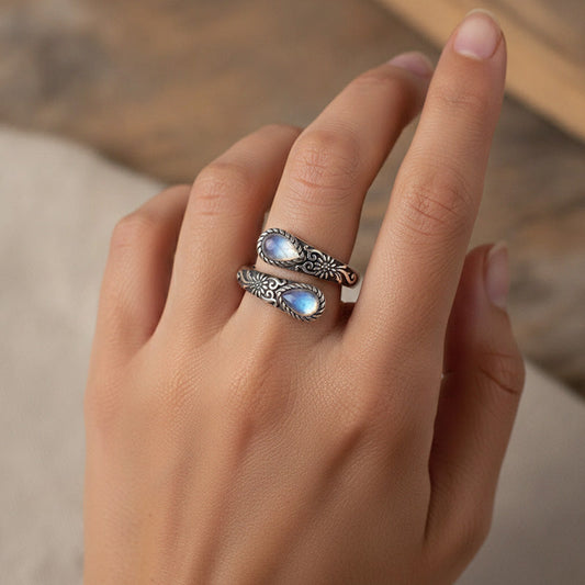 Vintage Verstelbare Open Ring met Druppelvormige Lichtgevende Zirkonia