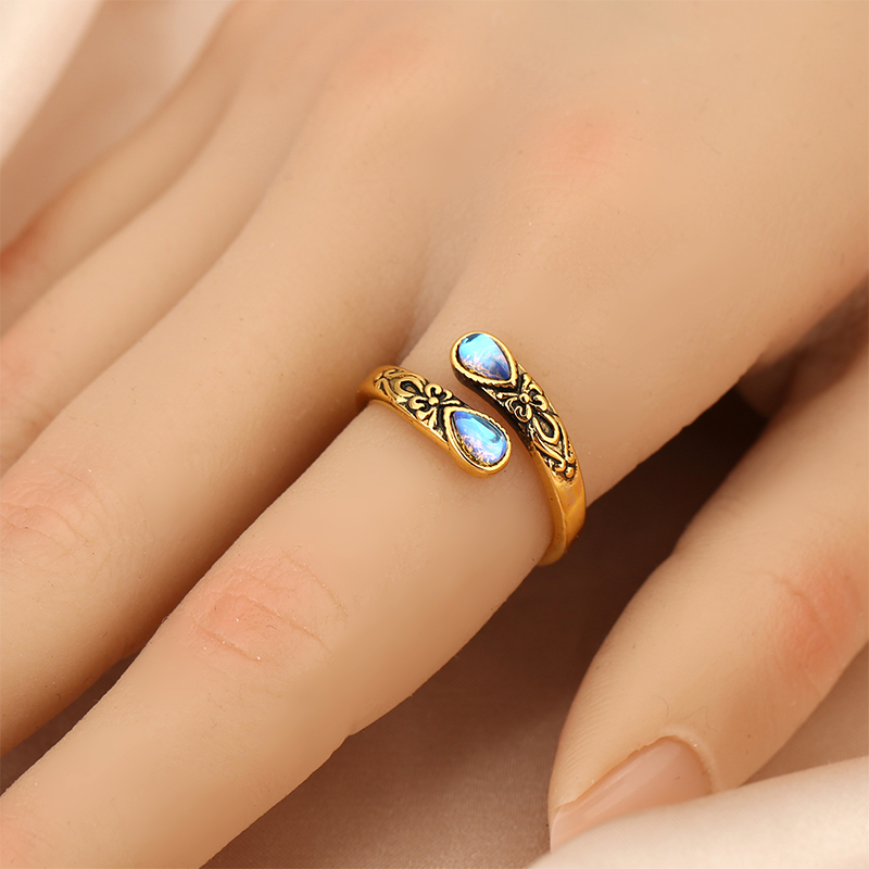 Vintage Verstelbare Open Ring met Druppelvormige Lichtgevende Zirkonia