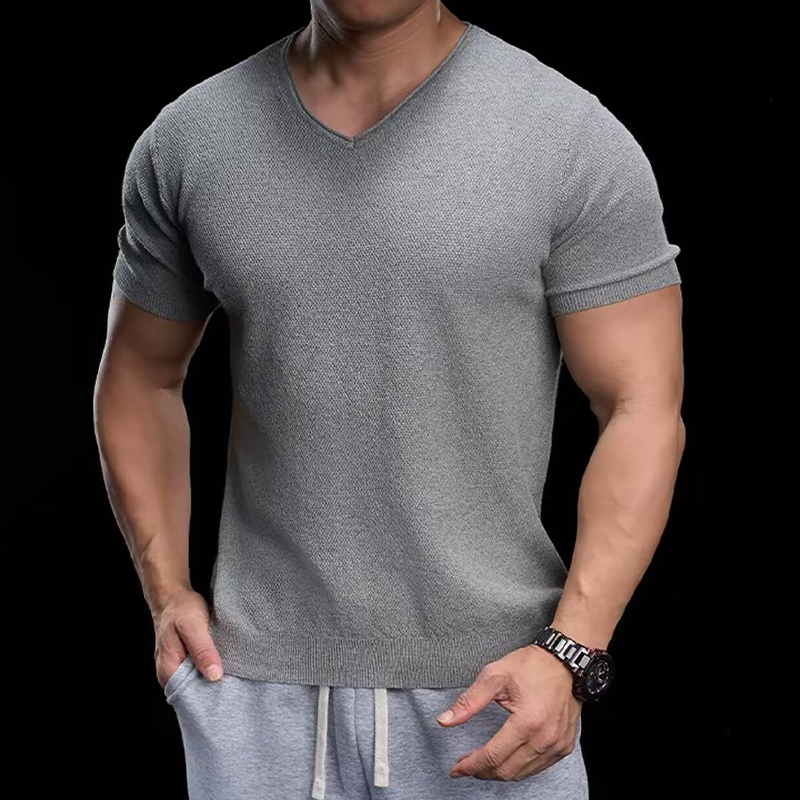 Ademend gebreid T-shirt met V-hals