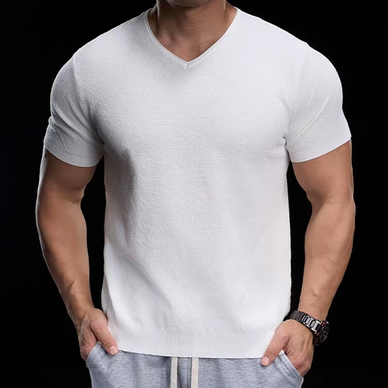 Ademend gebreid T-shirt met V-hals