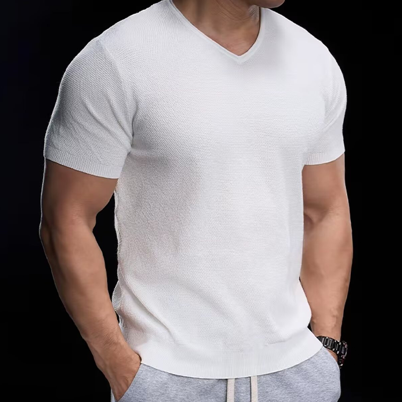 Ademend gebreid T-shirt met V-hals
