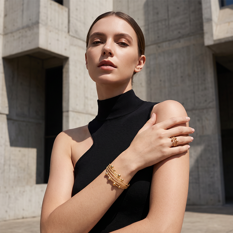 ✨ Set met glinsterende wikkelarmbanden voor dames
