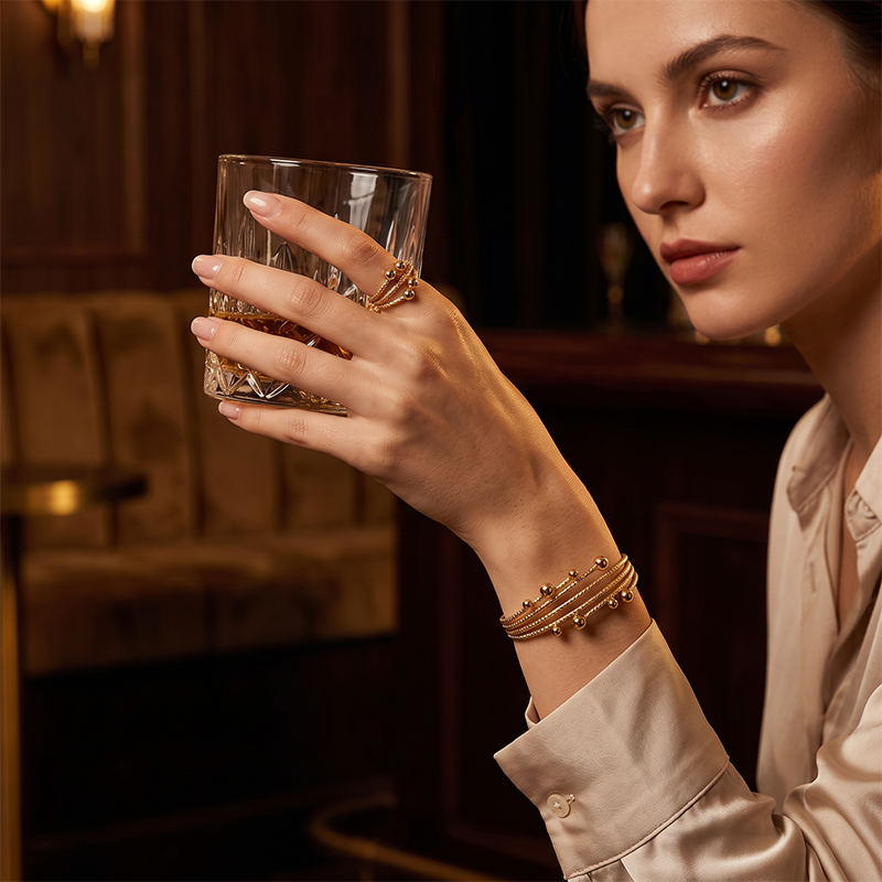 ✨ Set met glinsterende wikkelarmbanden voor dames