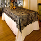 Tafelkleed en placemat set met griezelige Halloween-patronen