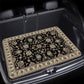 🚗🏵️ 50% KORTING! Nooit meer een schuivende of vieze kofferbakmat! Deze universele mat met antislip-rug en kristalfluweel oppervlak beschermt je auto en blijft perfect liggen – stijlvol en makkelijk schoon te maken!